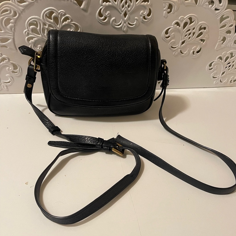 J.Crew crossbody leather bag navy blue good condition just the strap had damaged